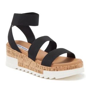 STEVE MADDEN BELLADONNA ANKLE STRAP SANDAL